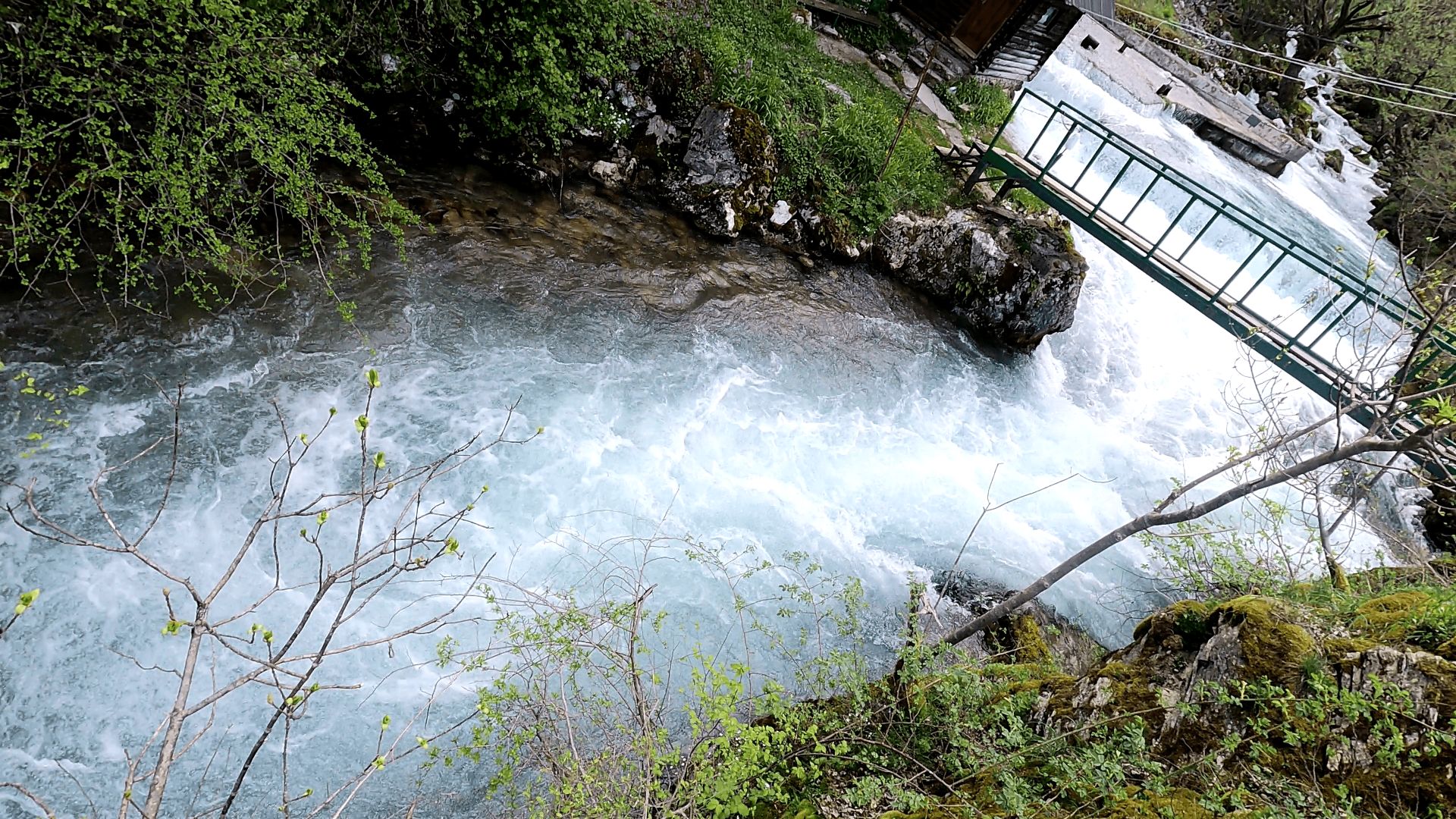 White Drin Waterfalls